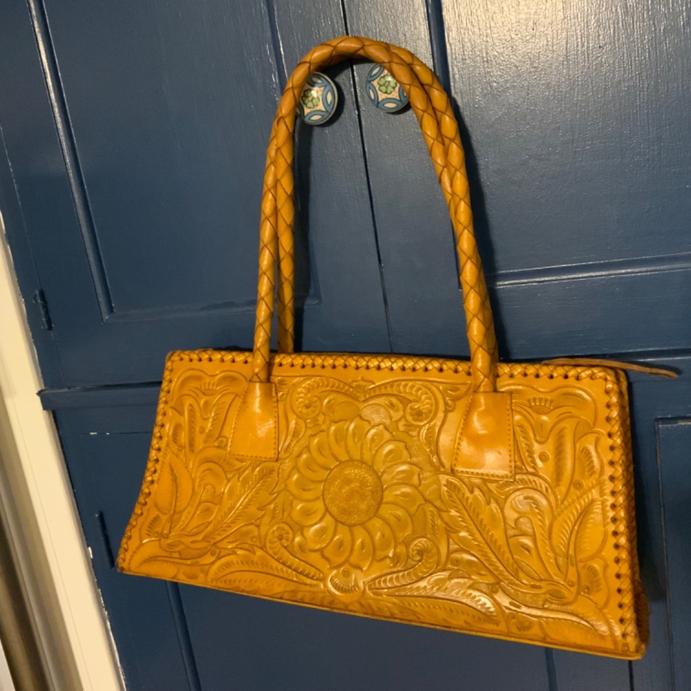 Alejandro Yeo Hand Tooled Leather Bag - Picture 16 of 16